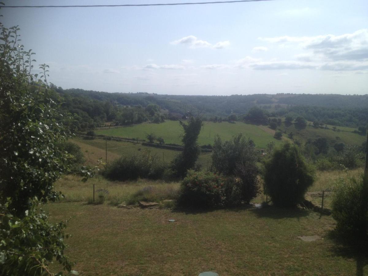 Maison Sur La Colline Cheminee Wifi Proche Thermes オーバン エクステリア 写真