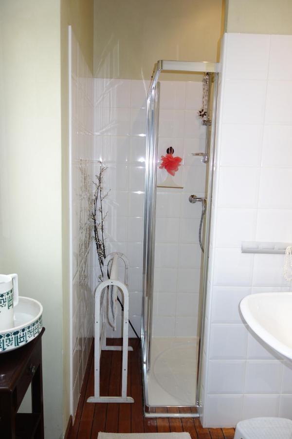 Maison Sur La Colline Cheminee Wifi Proche Thermes オーバン エクステリア 写真